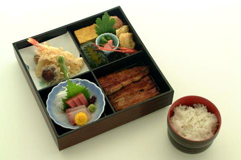 松花堂弁当 3,300円