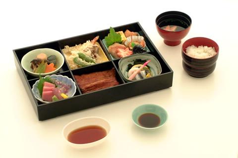 川千家弁当 5,700円
