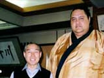 元横綱・曙太郎さんと9代目社長(現会長)
