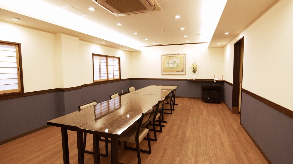 ＜2階＞ 孔雀・牡丹